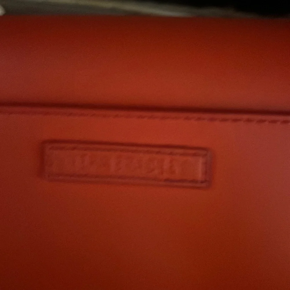 Wallet - Picture 1 of 6